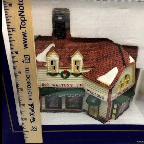 Walton's 5 & 10 Christmas Lighted House - Picture 12 of 13